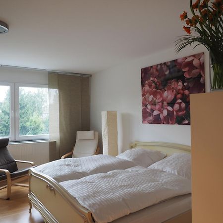 B8 - Just A Private Accommodation デュッセルドルフ エクステリア 写真