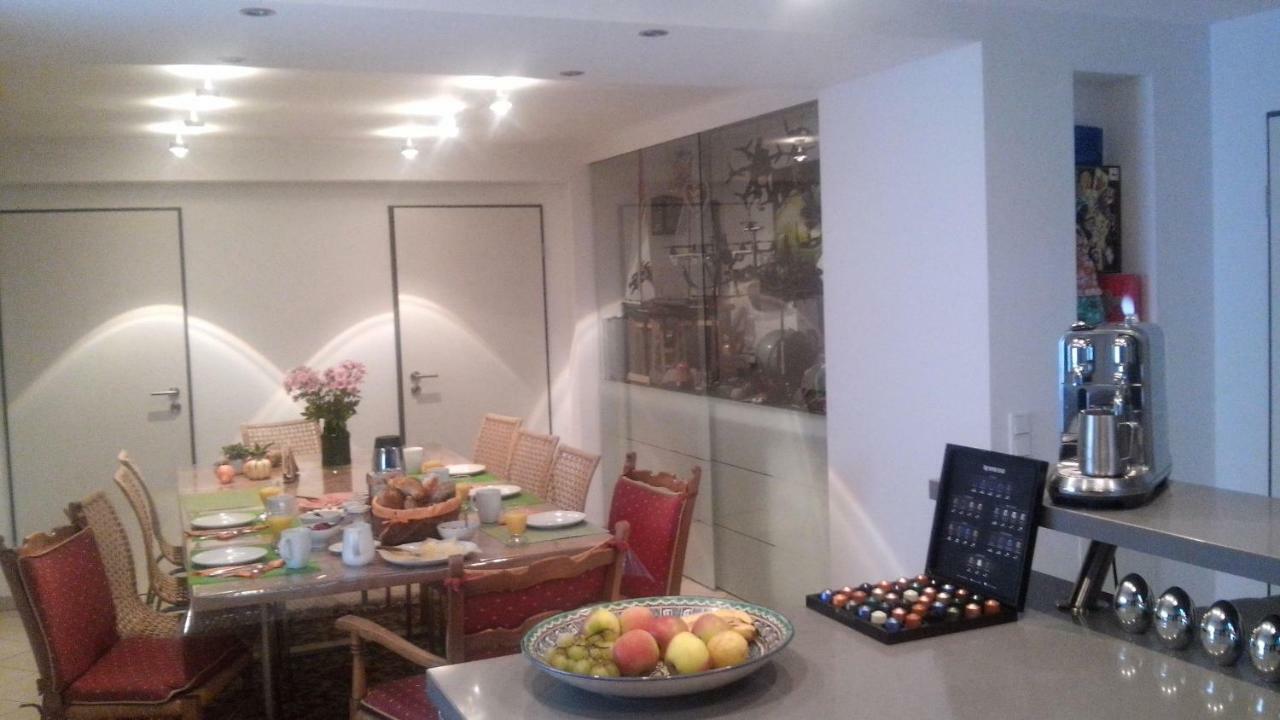 B8 - Just A Private Accommodation デュッセルドルフ エクステリア 写真