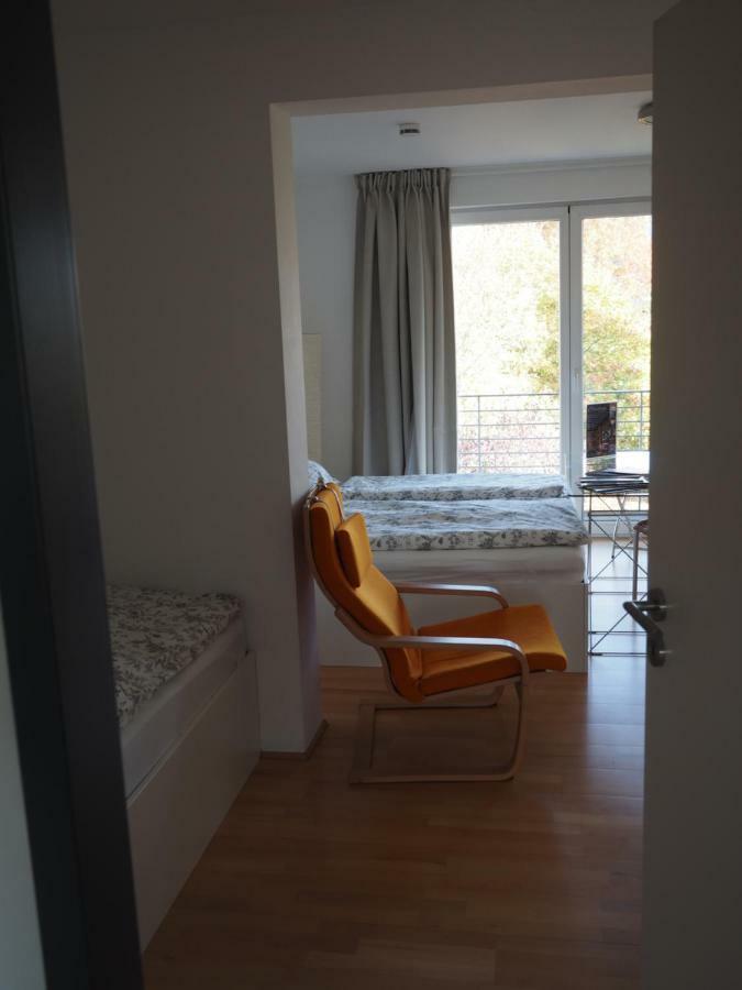 B8 - Just A Private Accommodation デュッセルドルフ エクステリア 写真